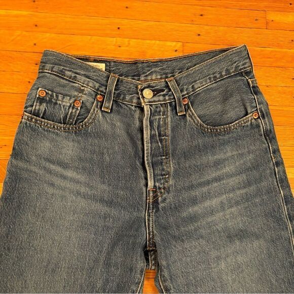 Levi’s 501 Premium Denim Crop Jeans - Picture 3 of 7